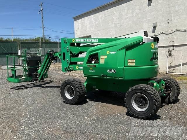 JLG 450AJ Karos emelők