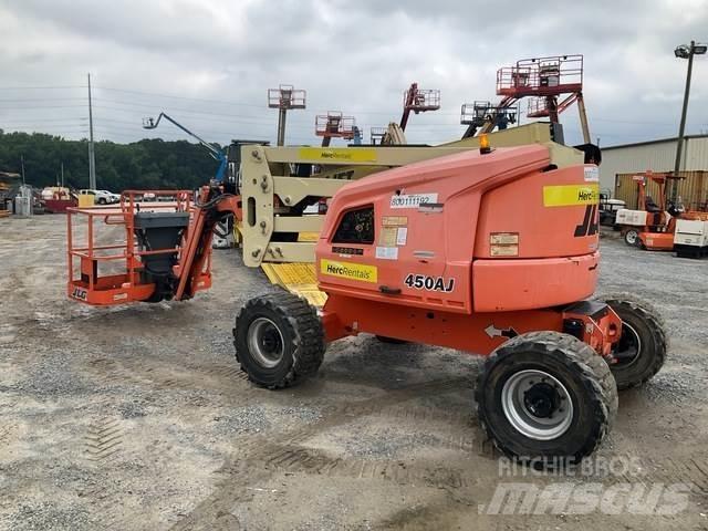 JLG 450AJ Karos emelők