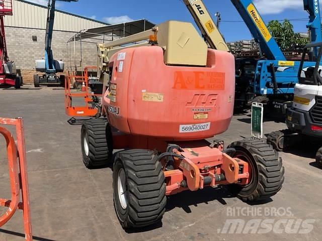 JLG 450AJ Karos emelők