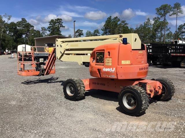 JLG 450AJ Karos emelők