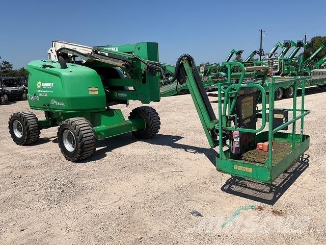 JLG 450AJ Karos emelők