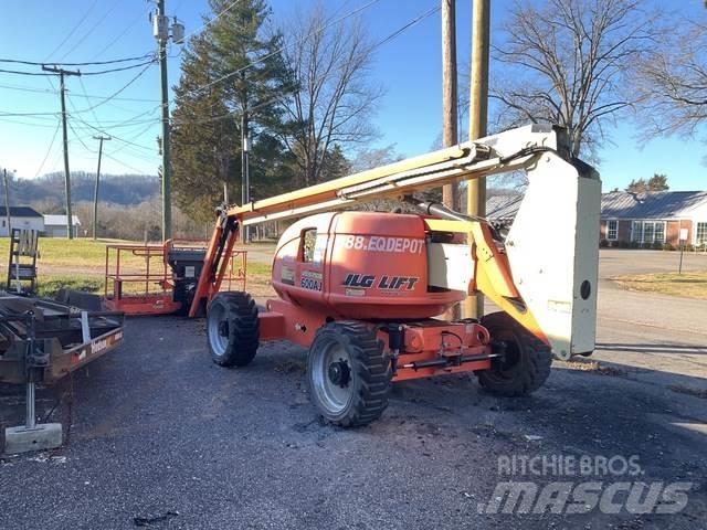 JLG 600 AJ Karos emelők