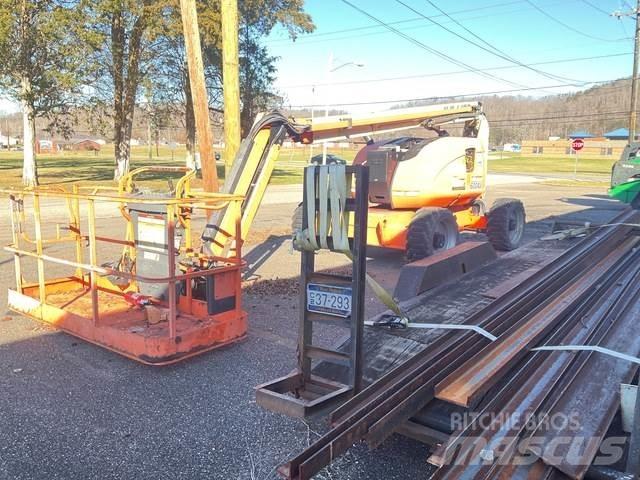 JLG 600 AJ Karos emelők