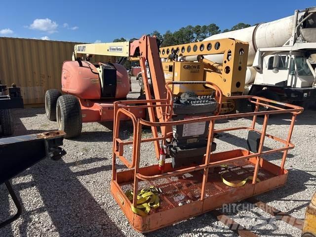 JLG 600AJ Karos emelők