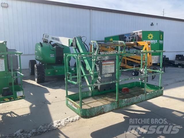 JLG 600AJ Karos emelők