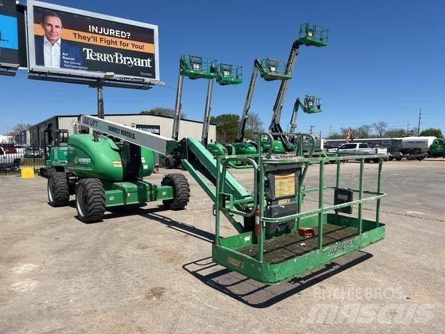 JLG 600AJ Karos emelők