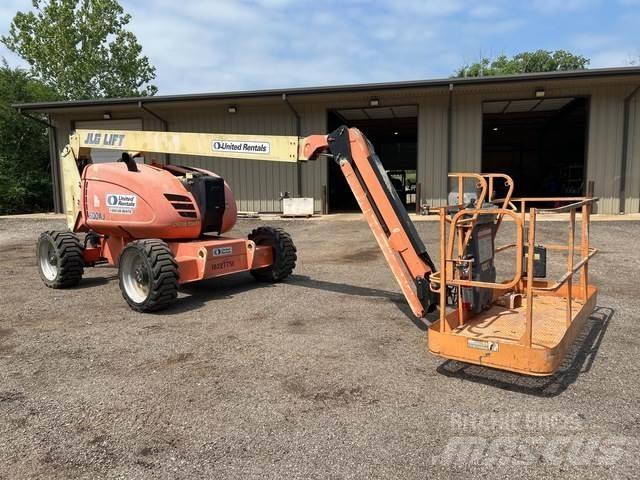 JLG 600AJ Karos emelők