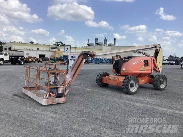 JLG 600AJ Karos emelők