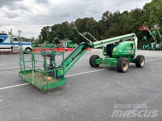 JLG 600AJ Karos emelők