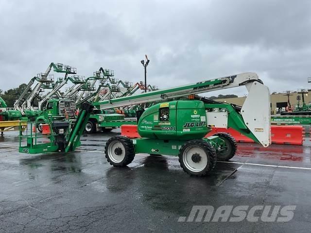 JLG 600AJ Karos emelők