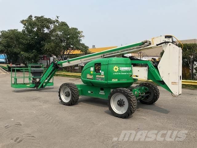 JLG 600AJ Karos emelők