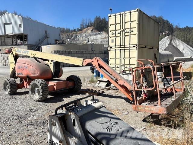 JLG 600AJ Karos emelők