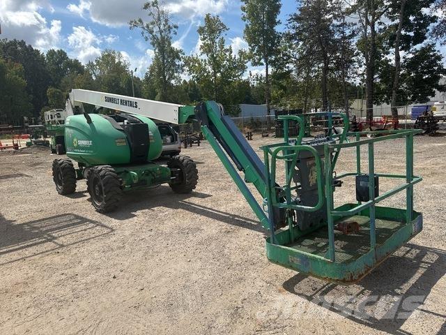 JLG 600AJN Karos emelők