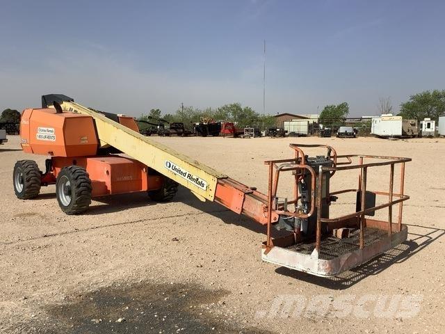JLG 600S Teleszkópos emelők