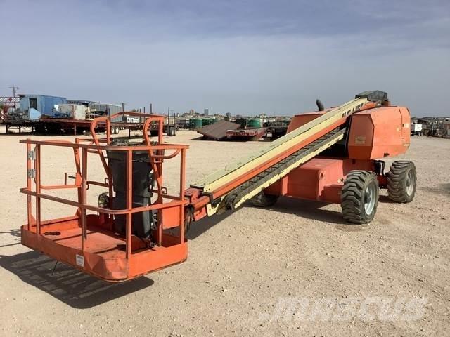 JLG 600S Teleszkópos emelők