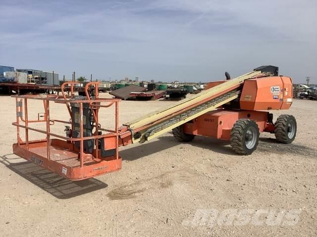 JLG 600S Teleszkópos emelők