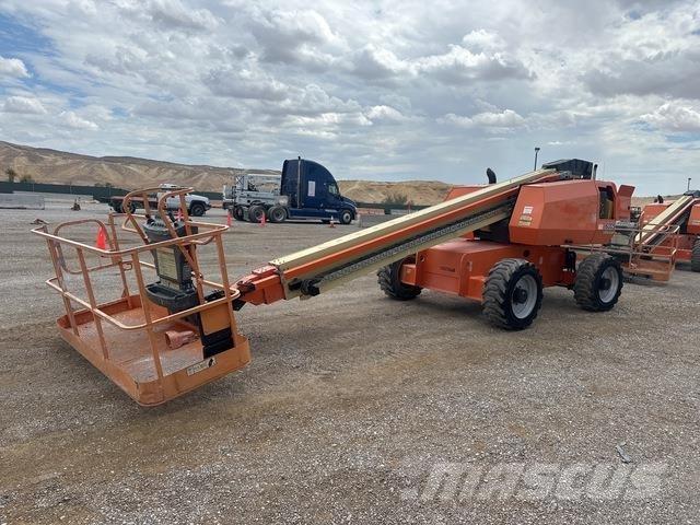 JLG 600S Teleszkópos emelők