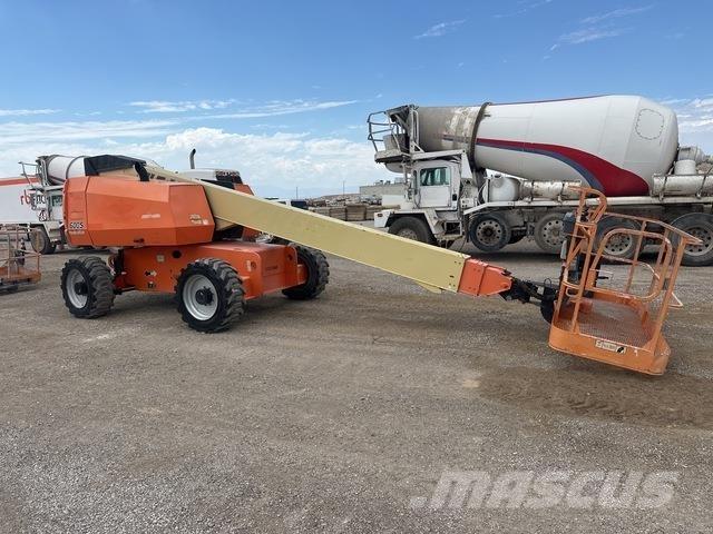 JLG 600S Teleszkópos emelők
