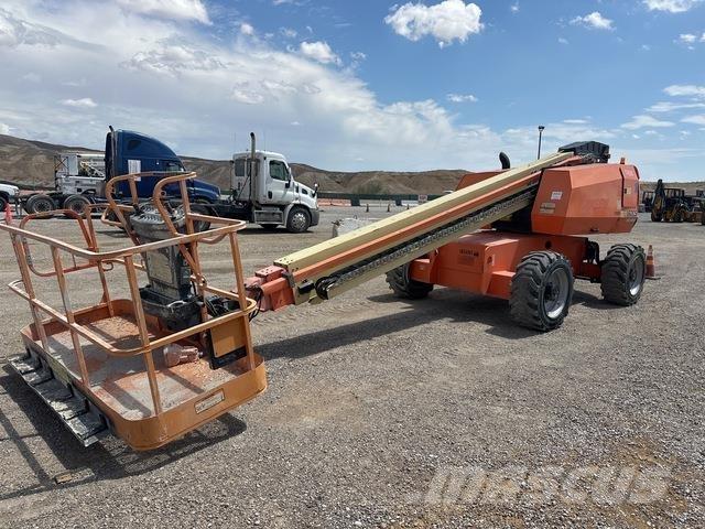 JLG 600S Teleszkópos emelők