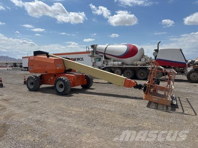 JLG 600S Teleszkópos emelők