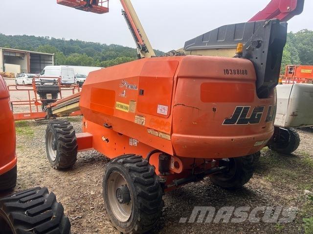 JLG 600S Teleszkópos emelők