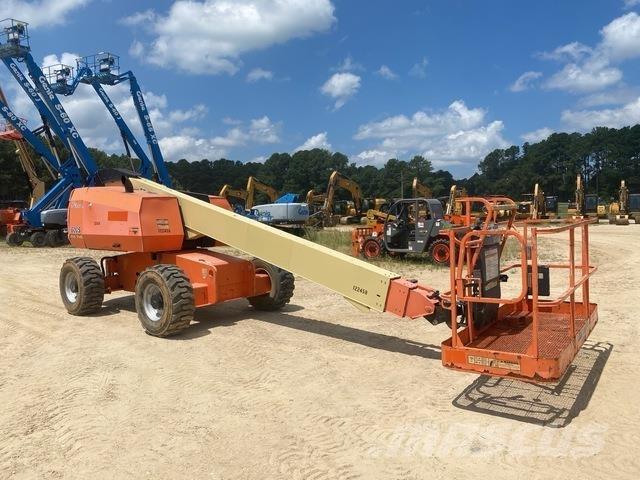 JLG 600S Teleszkópos emelők