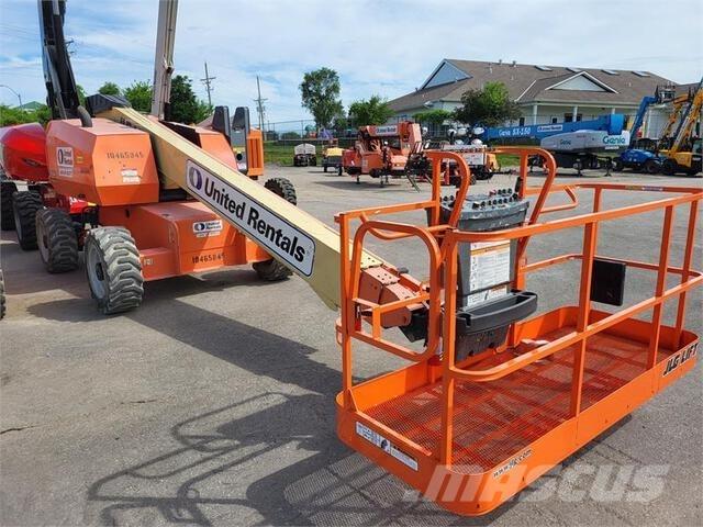 JLG 600S Teleszkópos emelők