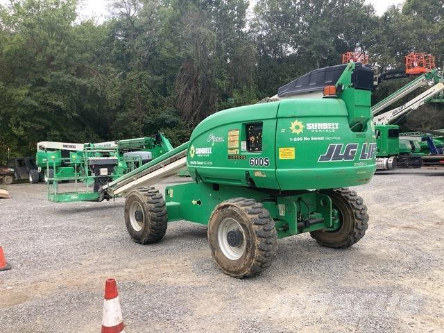 JLG 600S Teleszkópos emelők