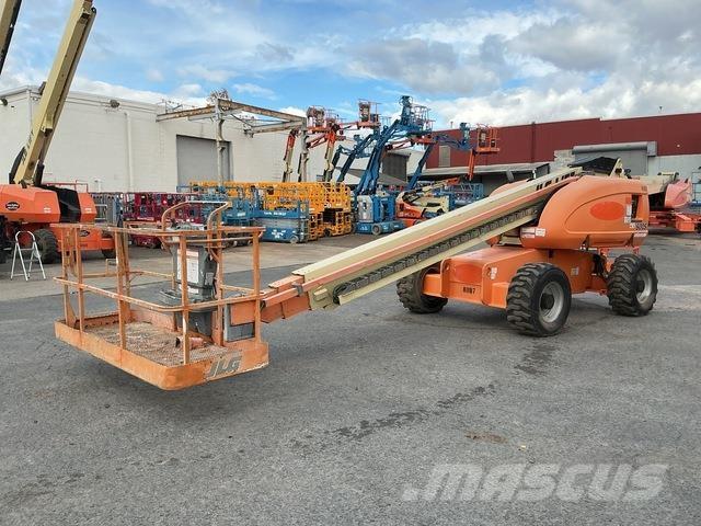 JLG 600S Teleszkópos emelők
