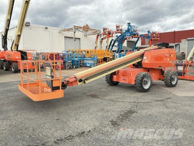 JLG 600S Teleszkópos emelők