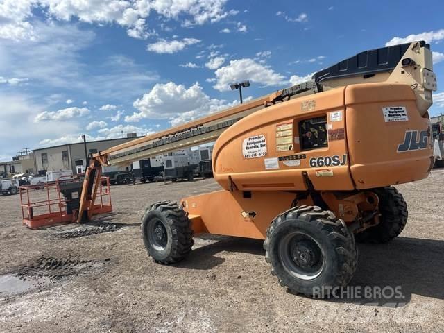 JLG 600SJ 4X4 Karos emelők