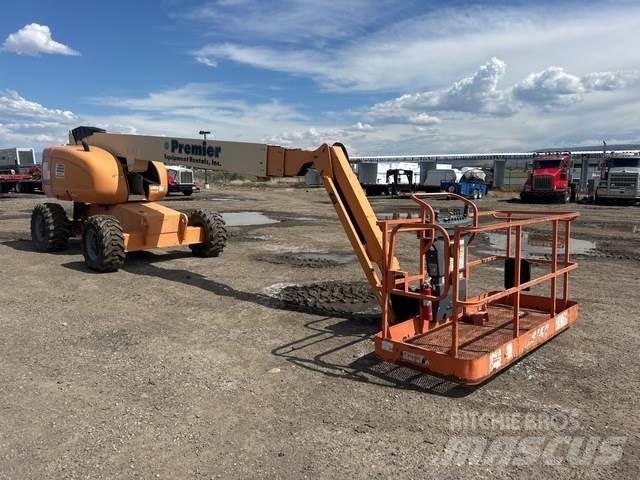 JLG 600SJ 4X4 Karos emelők