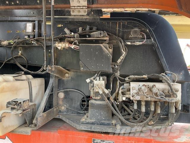 JLG 660SJ Teleszkópos emelők