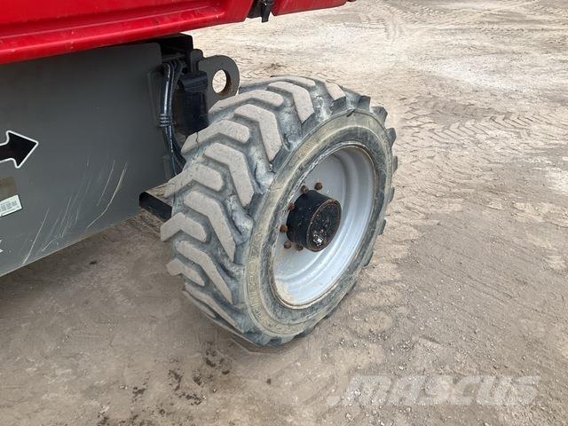 JLG 660SJ Teleszkópos emelők