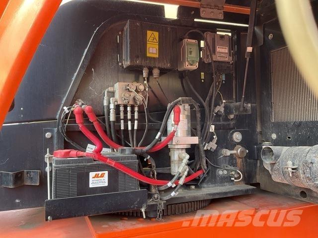 JLG 660SJ Teleszkópos emelők