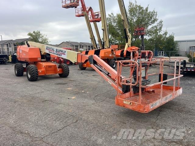 JLG 660SJ Karos emelők