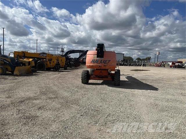 JLG 660SJ Teleszkópos emelők