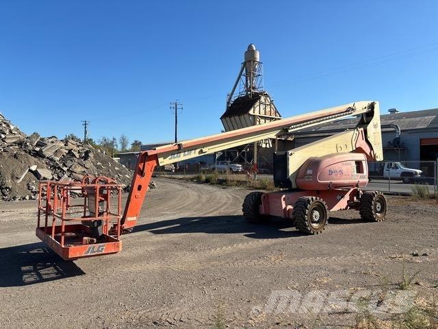 JLG 800A Karos emelők