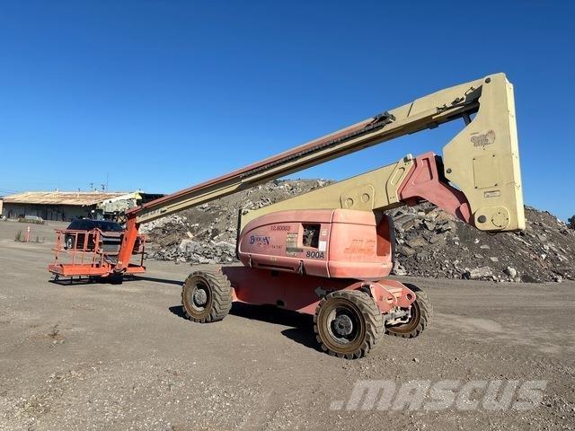 JLG 800A Karos emelők