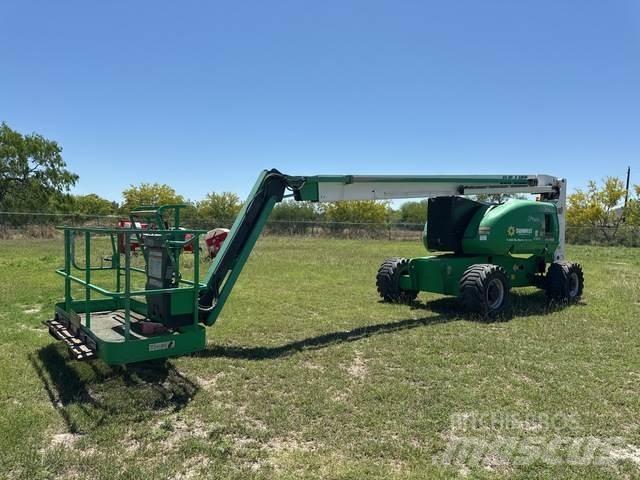 JLG 800AJ Karos emelők