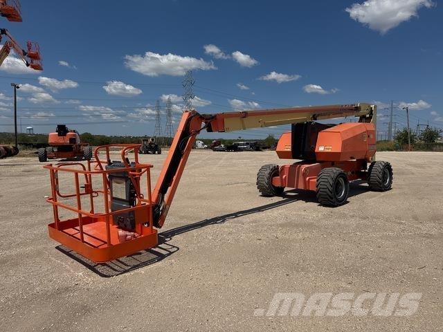 JLG 800AJ Karos emelők