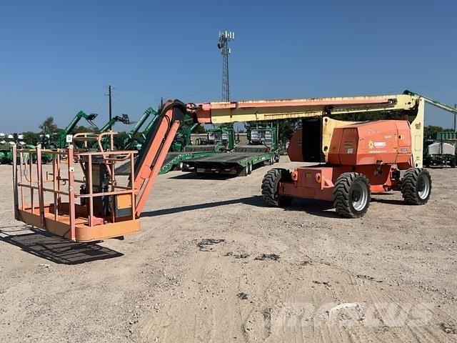 JLG 800AJ Karos emelők