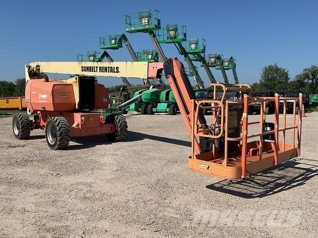 JLG 800AJ Karos emelők