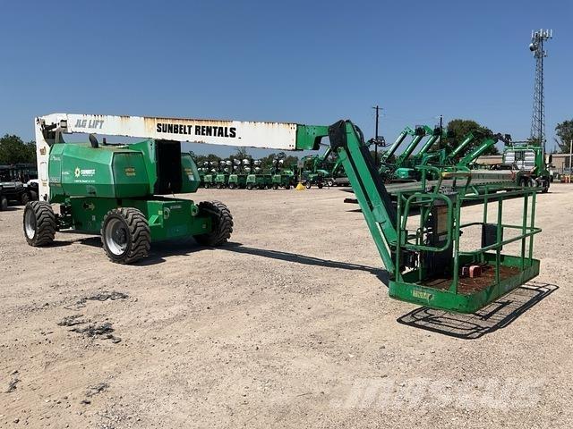 JLG 800AJ Karos emelők