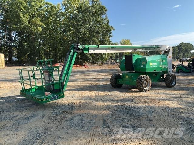 JLG 800AJ Karos emelők