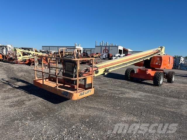 JLG 800S Teleszkópos emelők
