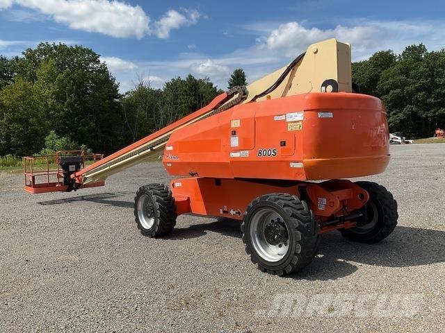JLG 800S Teleszkópos emelők