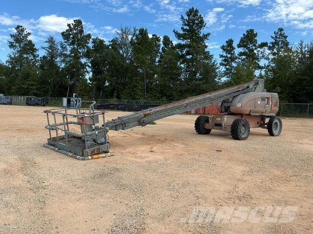 JLG 800S Teleszkópos emelők