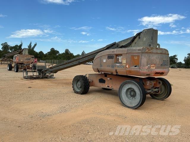 JLG 800S Teleszkópos emelők