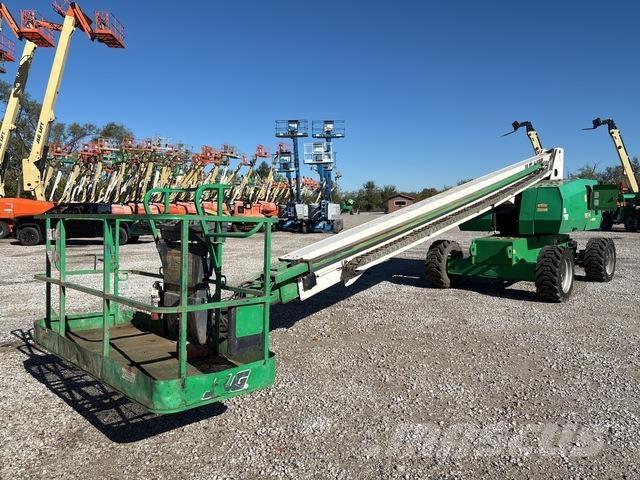 JLG 800S Teleszkópos emelők